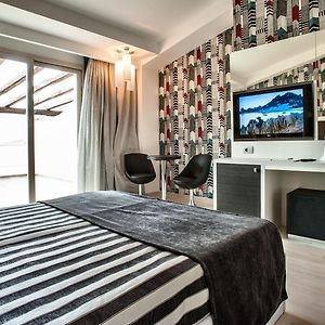 Deluxe Zimmer mit Kingsize-Bett